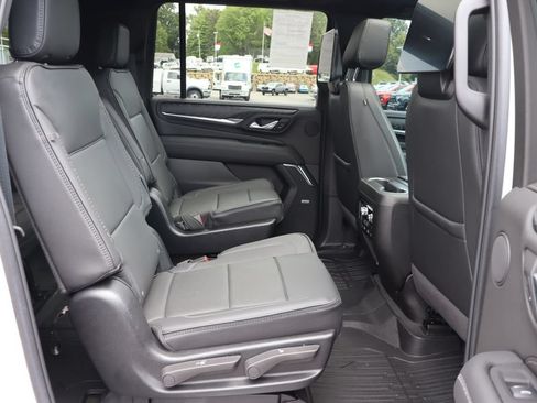 Used 2024 GMC Yukon XL Denali w/ LPO, Floor Liner Package AWD/4WD image 26