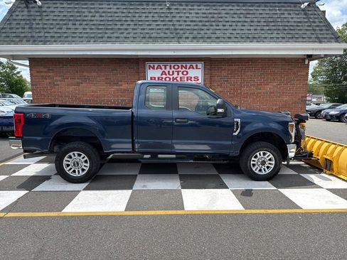 Used 2019 Ford F250 XL w/ STX Appearance Package image 2