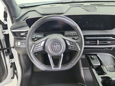 Used 2025 Buick Enclave Sport Touring image 14