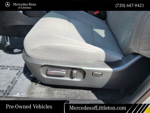 Used 2022 Toyota Tacoma SR5 w/ Technology Package AWD/4WD image 23