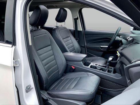 Used 2018 Ford Escape SEL w/ Ford Safe & Smart Package AWD/4WD image 7