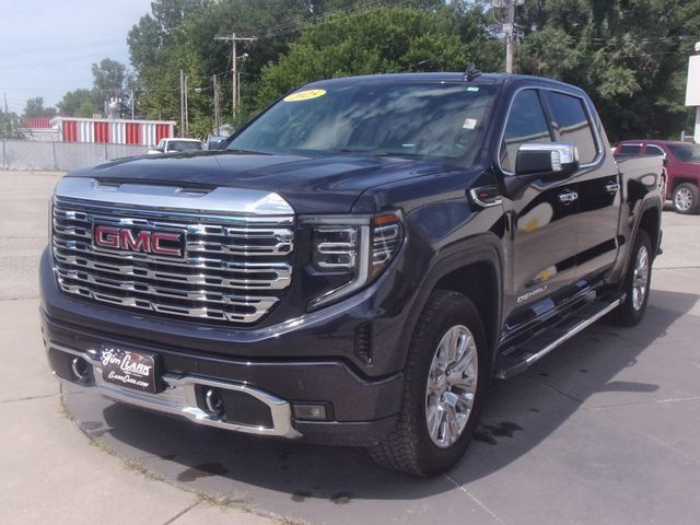 Used 2025 GMC Sierra 1500 Denali AWD/4WD image 21
