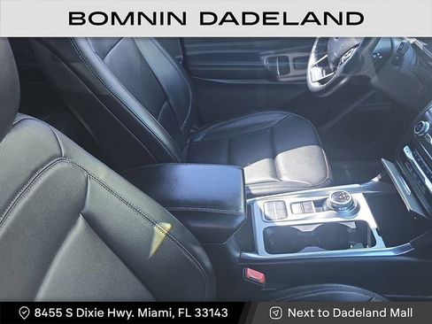 Used 2020 Ford Explorer XLT w/ Equipment Group 202A image 12