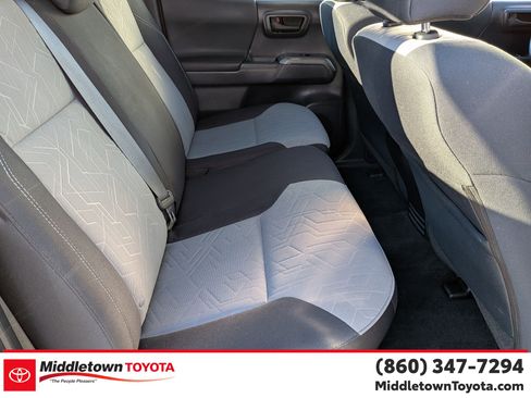 Certified 2023 Toyota Tacoma TRD Off-Road image 33