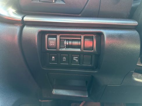 Used 2021 Subaru Crosstrek 2.5i Limited w/ Moonroof Package 1 image 28