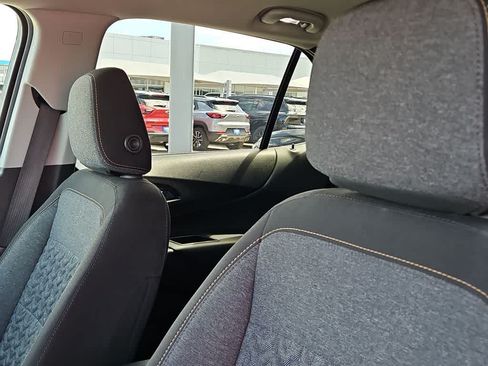 Used 2024 Chevrolet Equinox LT FWD image 17