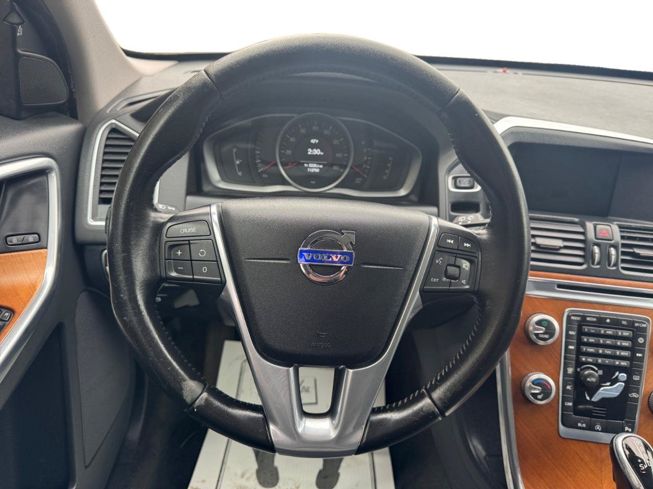 Used 2017 Volvo XC60 T5 Inscription AWD/4WD image 9