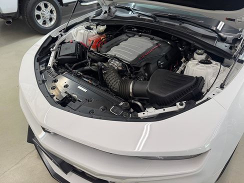 Used 2021 Chevrolet Camaro SS RWD image 19
