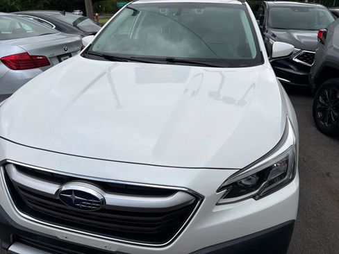 Used 2022 Subaru Outback Limited AWD/4WD image 2