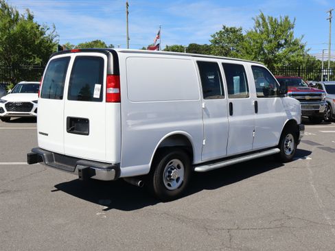 Used 2025 Chevrolet Express 2500 w/ Driver Convenience Package RWD image 11