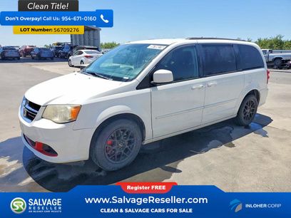Used 2014 Dodge Grand Caravan SXT w/ Rear Park Assist Package