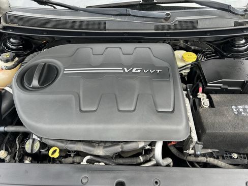 Used 2015 Chrysler 200 S w/ Navigation & Sound Group I image 13