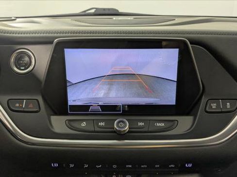 Used 2021 Chevrolet Blazer LT FWD image 28