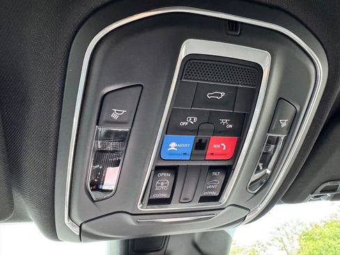 New 2026 Jeep Grand Cherokee L 4WD image 24