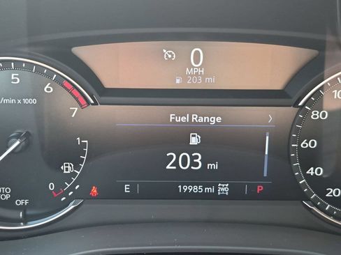 Certified 2024 Cadillac XT6 Luxury w/ LPO, Floor Liner Package AWD/4WD image 12
