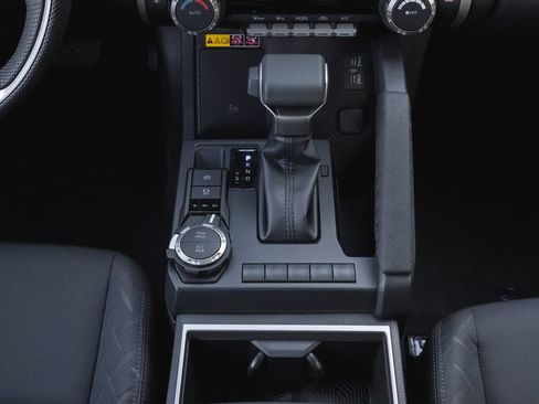 New 2026 Toyota Tacoma SR5 RWD image 13