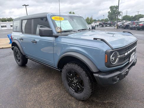 Used 2024 Ford Bronco Black Diamond AWD/4WD image 4