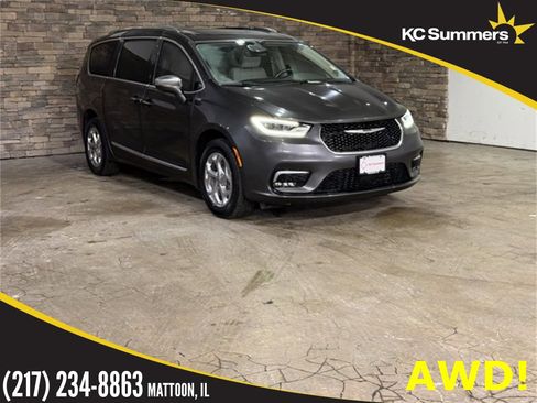 Used 2021 Chrysler Pacifica Limited w/ Premium & Safety Sphere Group image 1