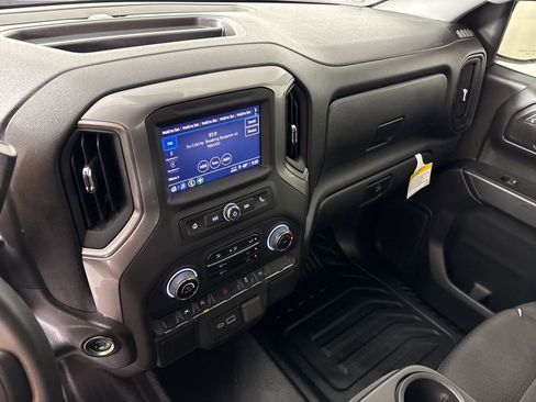 Used 2025 Chevrolet Silverado 1500 W/T w/ WT Value Package image 29