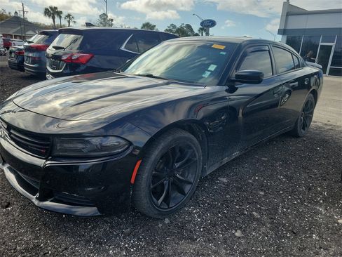 Used 2016 Dodge Charger R/T w/ Plus Group image 6