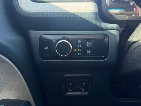 Used 2022 Ford Maverick XLT w/ Equipment Group 300A Standard image 14