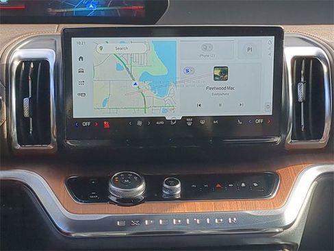 New 2025 Ford Expedition King Ranch image 19
