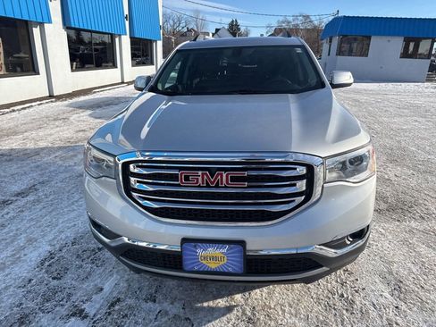 Used 2019 GMC Acadia SLE image 3
