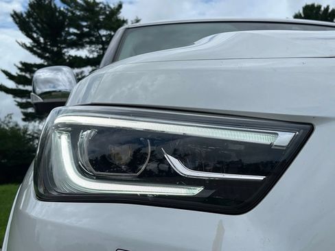 Used 2019 INFINITI QX80 Luxe w/ Proactive Package AWD/4WD image 10