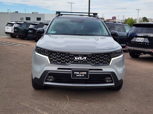 Certified 2023 Kia Sorento SX Prestige AWD/4WD image 2