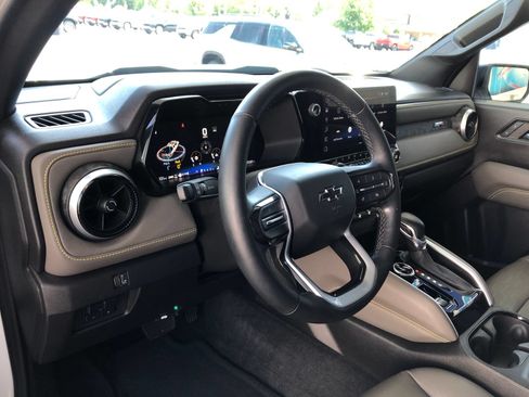 Used 2023 Chevrolet Colorado ZR2 w/ ZR2 Convenience Package III AWD/4WD image 15