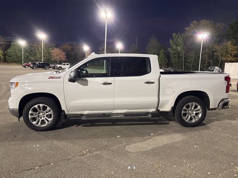 Used 2022 Chevrolet Silverado 1500 LTZ image 4