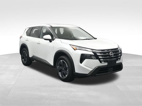 Used 2024 Nissan Rogue SV FWD image 7