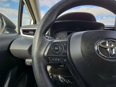 Used 2024 Toyota Corolla LE FWD image 11
