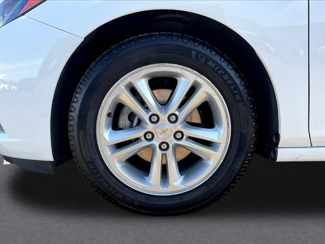 Used 2018 Chevrolet Cruze LT FWD image 36