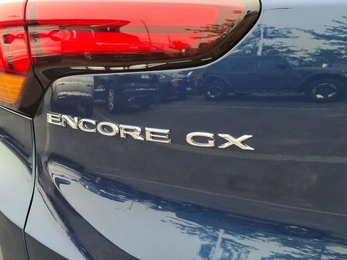 Certified 2023 Buick Encore GX Select FWD image 11