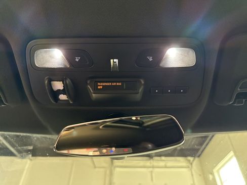 Used 2018 Chevrolet Camaro ZL1 RWD image 34
