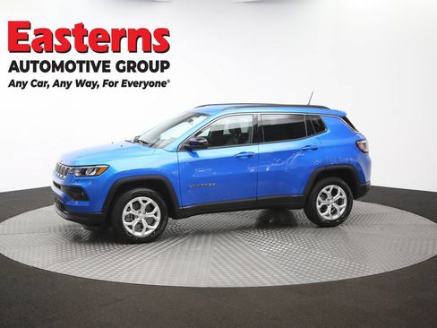 Used 2024 Jeep Compass Latitude AWD/4WD image 56