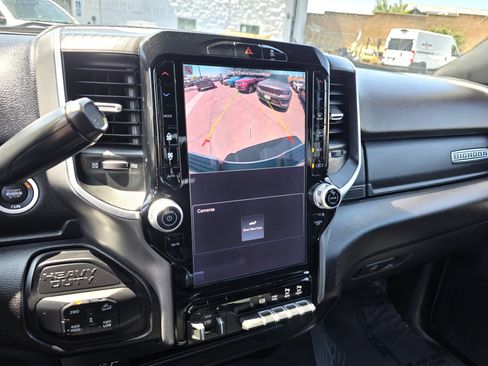 Certified 2025 RAM 2500 Big Horn AWD/4WD image 17