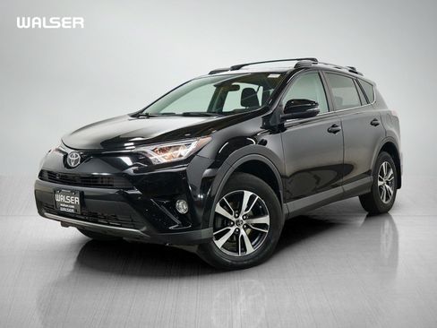 Used 2017 Toyota RAV4 XLE w/ Plus Special Value Package AWD/4WD image 1