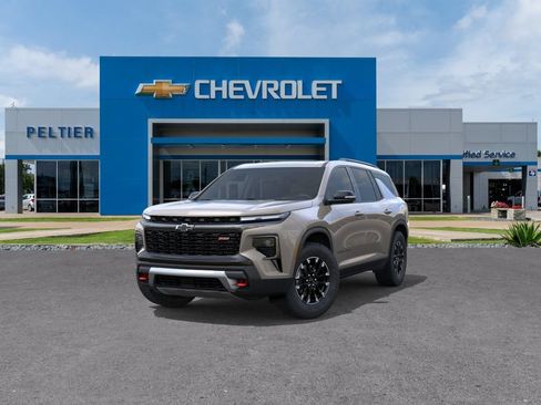 New 2026 Chevrolet Traverse Z71 w/ Driver Confidence Package AWD/4WD image 8