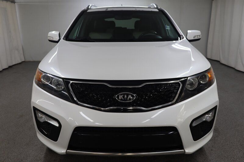 Used 2012 Kia Sorento SX w/ SX Premium Pkg AWD/4WD image 2