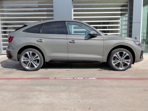 Used 2023 Audi Q5 2.0T Premium Plus w/ Premium Plus Package image 11