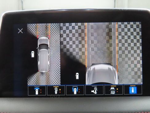 Used 2023 Chevrolet Tahoe RST w/ RST Performance Edition image 17