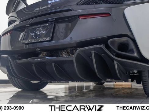 Used 2016 McLaren 570S Coupe RWD image 30