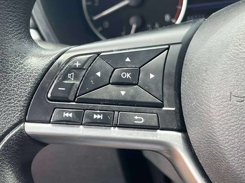 Certified 2022 Nissan Altima 2.5 SV FWD image 22