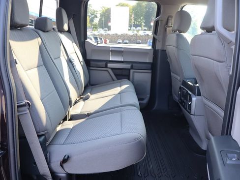 Used 2019 Ford F150 XLT w/ Equipment Group 302A Luxury AWD/4WD image 24