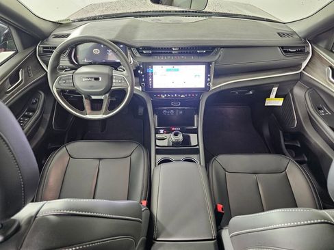 New 2026 Jeep Grand Cherokee L Limited w/ Limited Altitude Package image 18