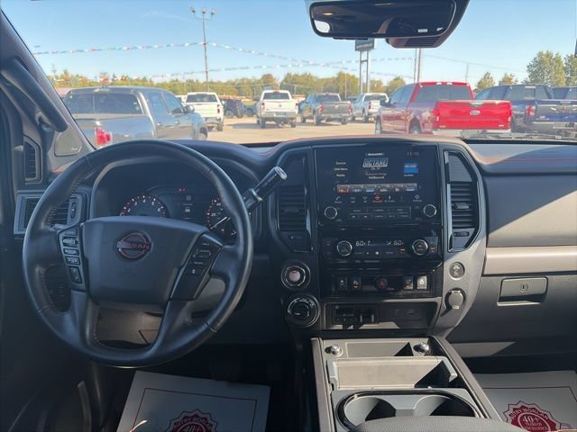 Used 2024 Nissan Titan PRO-4X w/ Pro-4x Convenience Package AWD/4WD image 15