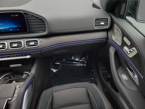 New 2026 Mercedes-Benz GLE 53 AMG 4MATIC Coupe image 14
