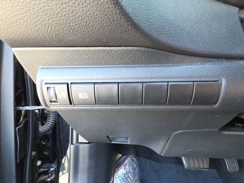 Used 2024 Toyota Corolla LE FWD image 20